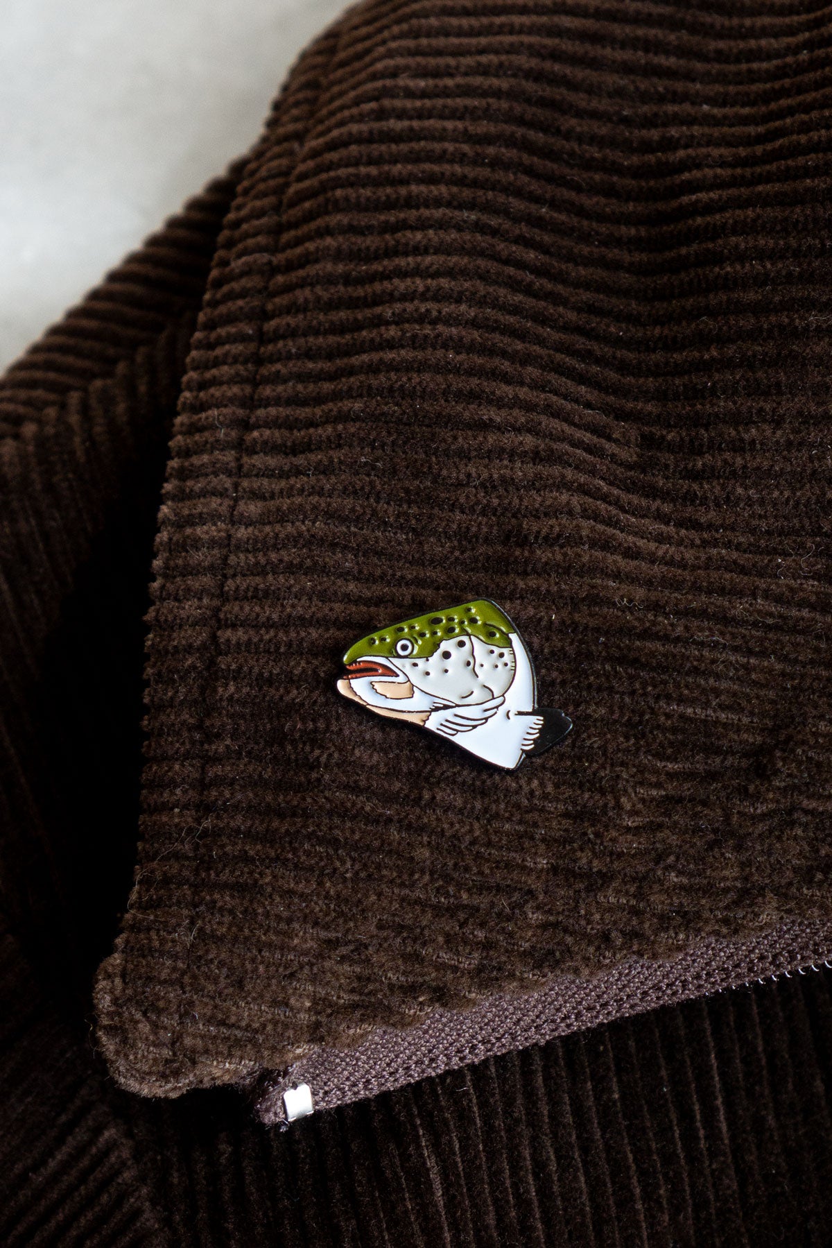 Épingle 'Fish Head'