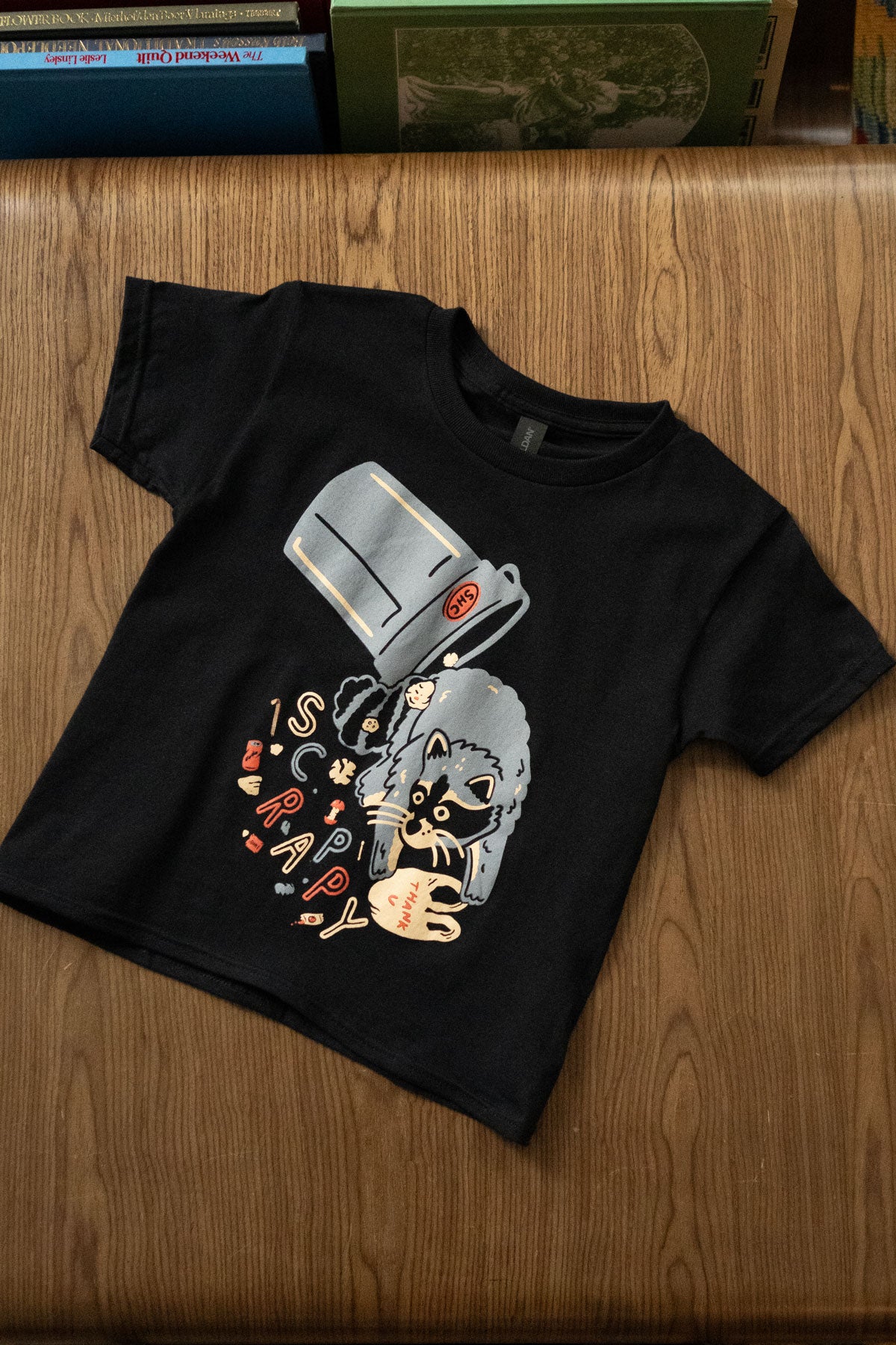 T-shirt enfant 'Scrappy Raccoon'