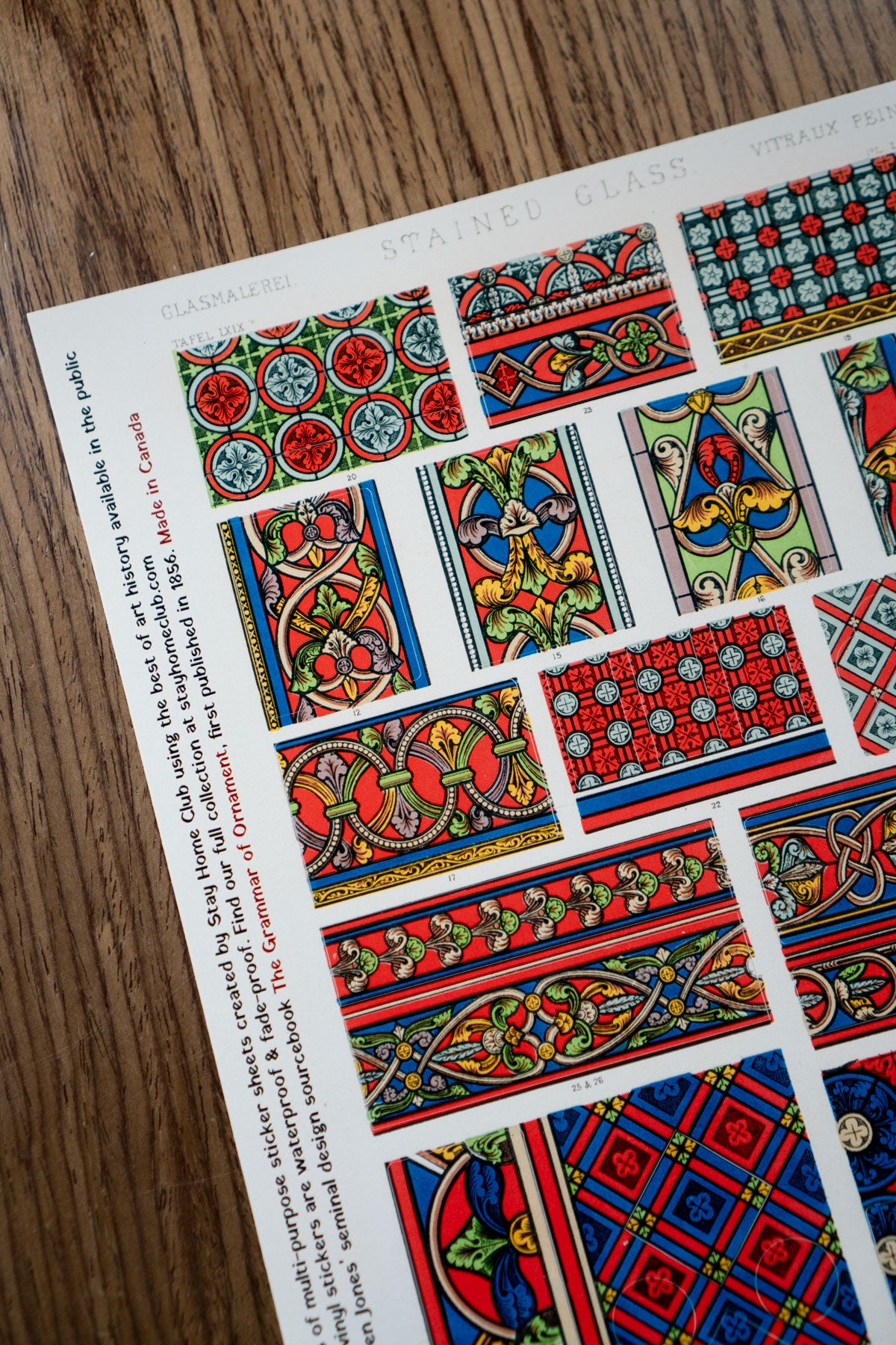 Grande Feuille D'Autocollants 'Stained Glass Ornament''