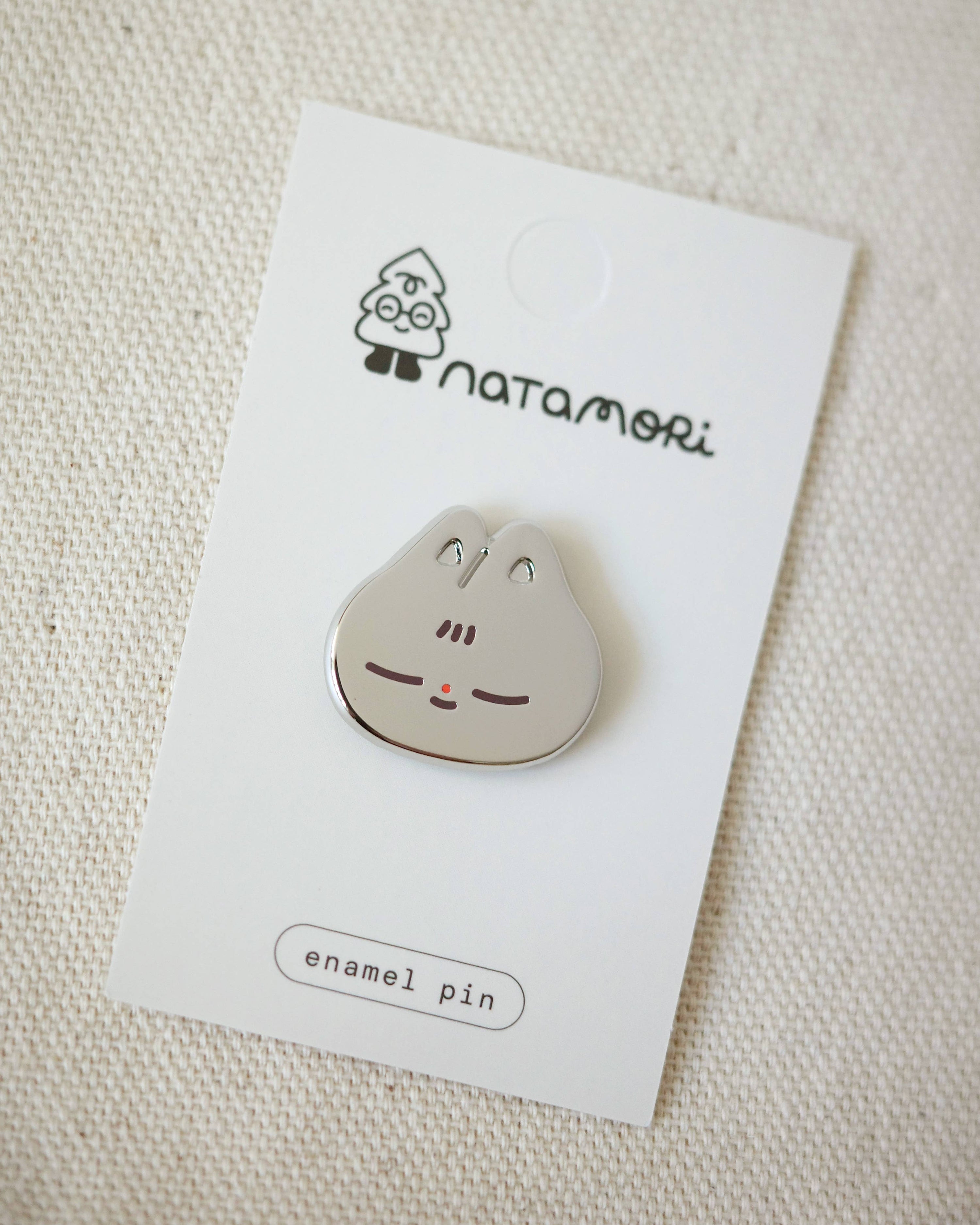 Natamori Cat Pin