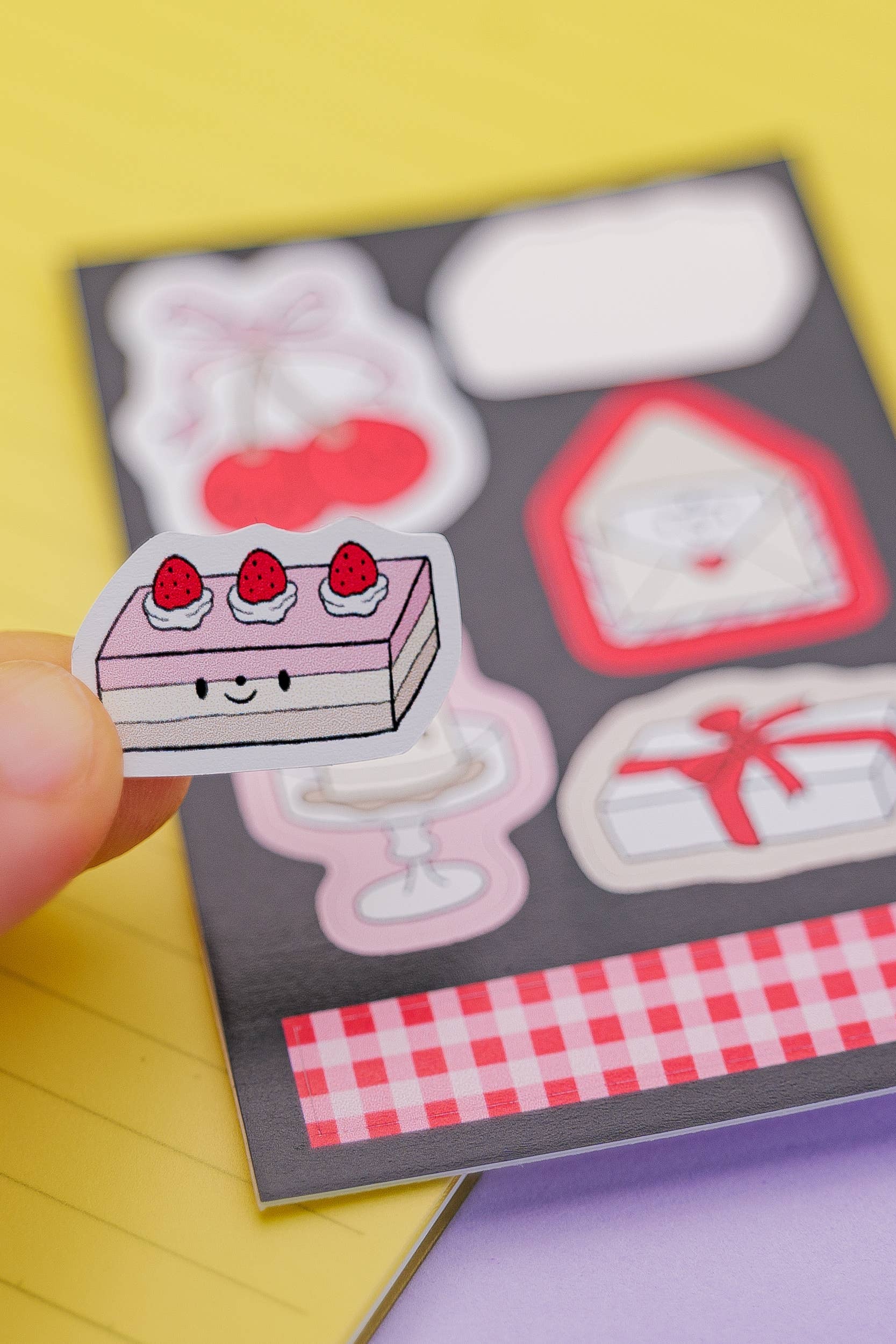 Planche de mini-autocollants Joyeux anniversaire