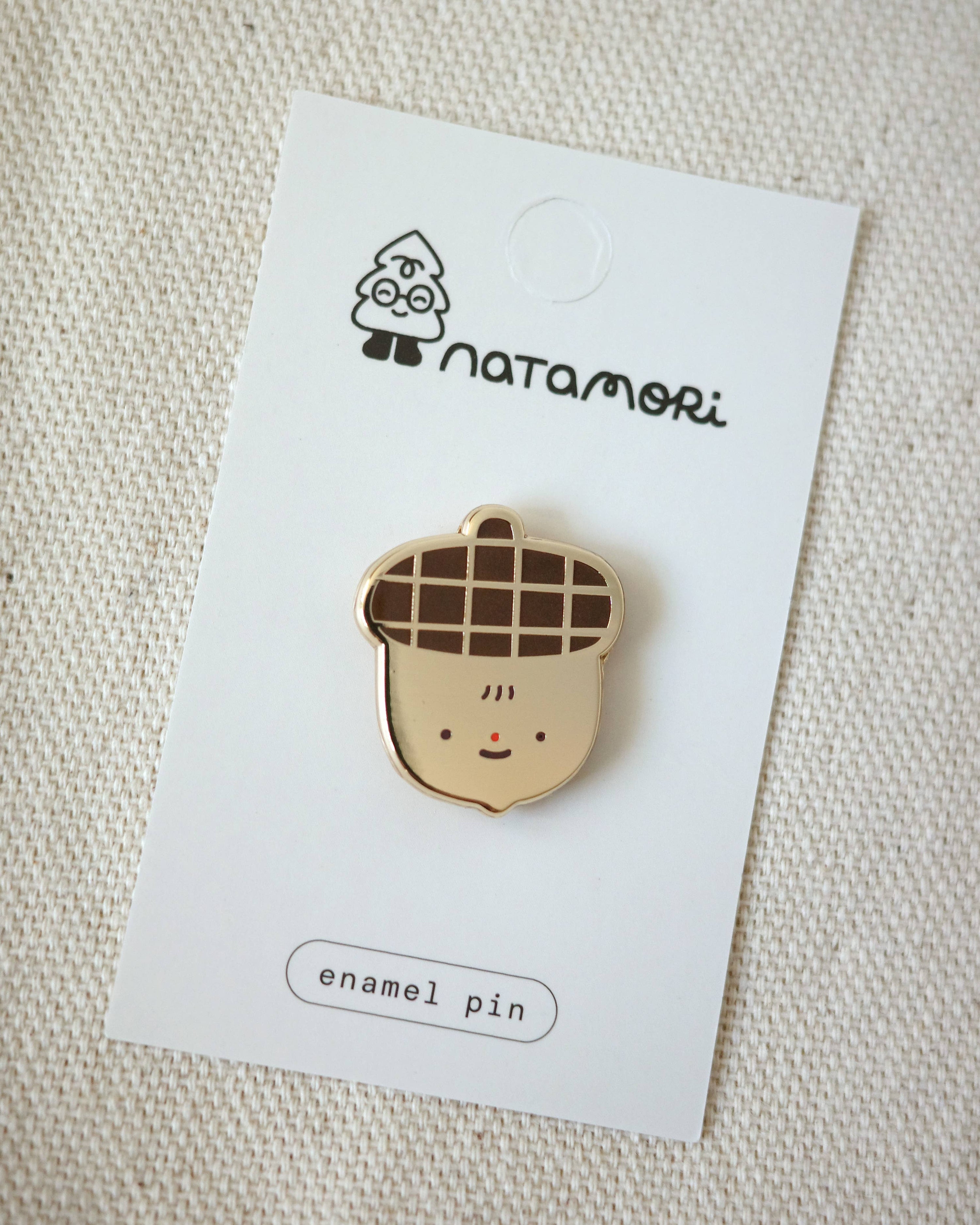 Épinglette 'Acorn' de Natamori