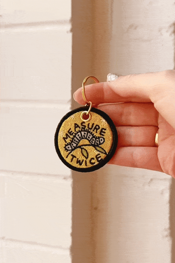 Porte-Clés Brodé  'Measure Twice'