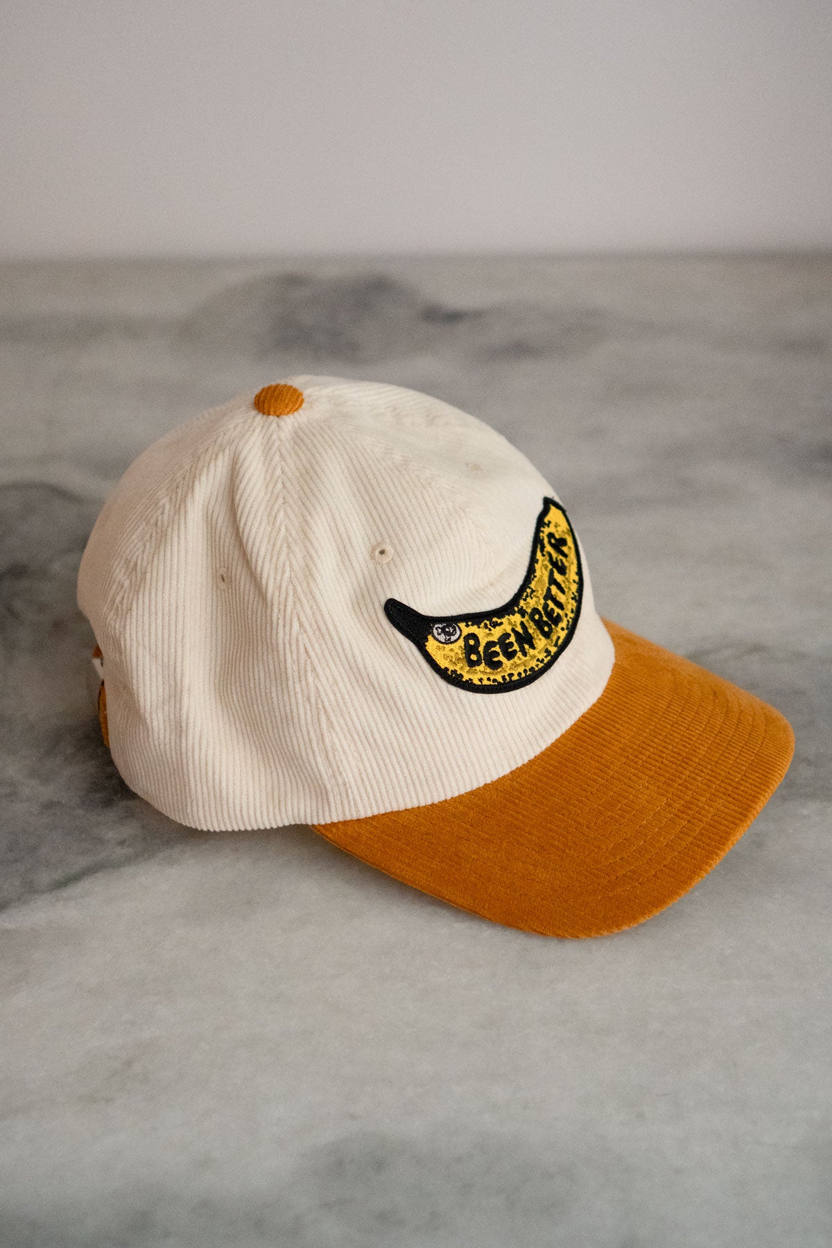Casquette en Velours Côtelé 'Been Better (Banana)'