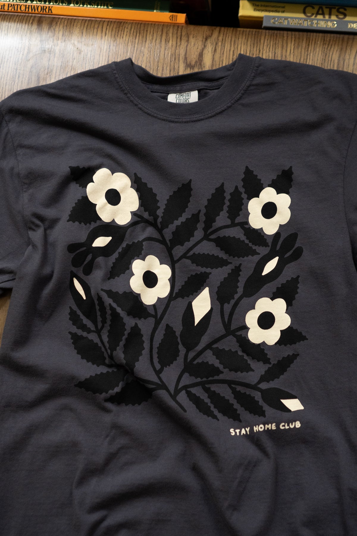 Blooms 1858 T-Shirt | Graphite