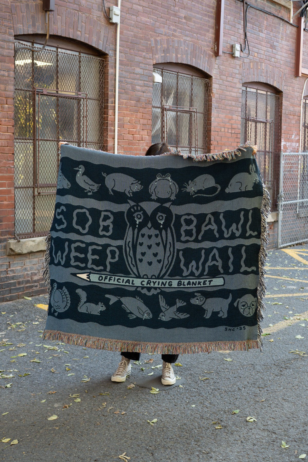 Jeté 'Official Crying Blanket"