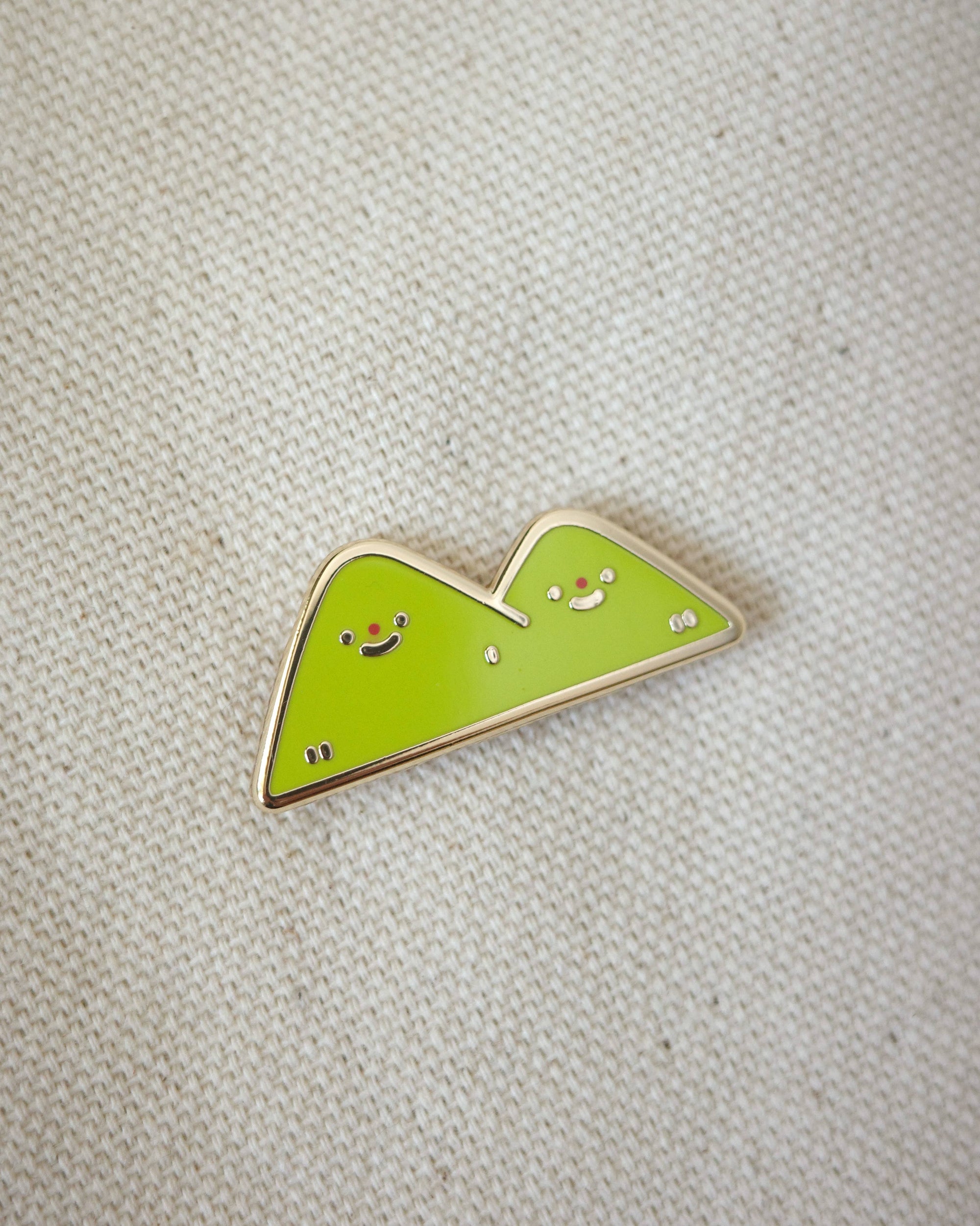 Natamori Hills Pin