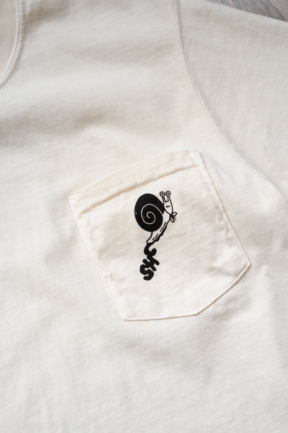T-Shirt à Poche 'Lose my Shit'