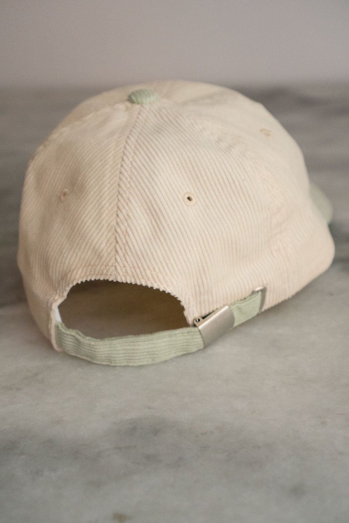 Casquette Velours Côtelé 'Float On'
