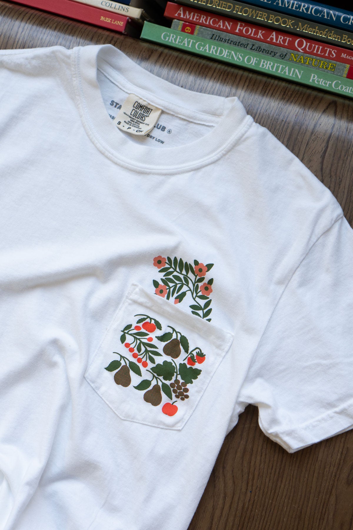 T-Shirt à Poche 'Orchard 1858'