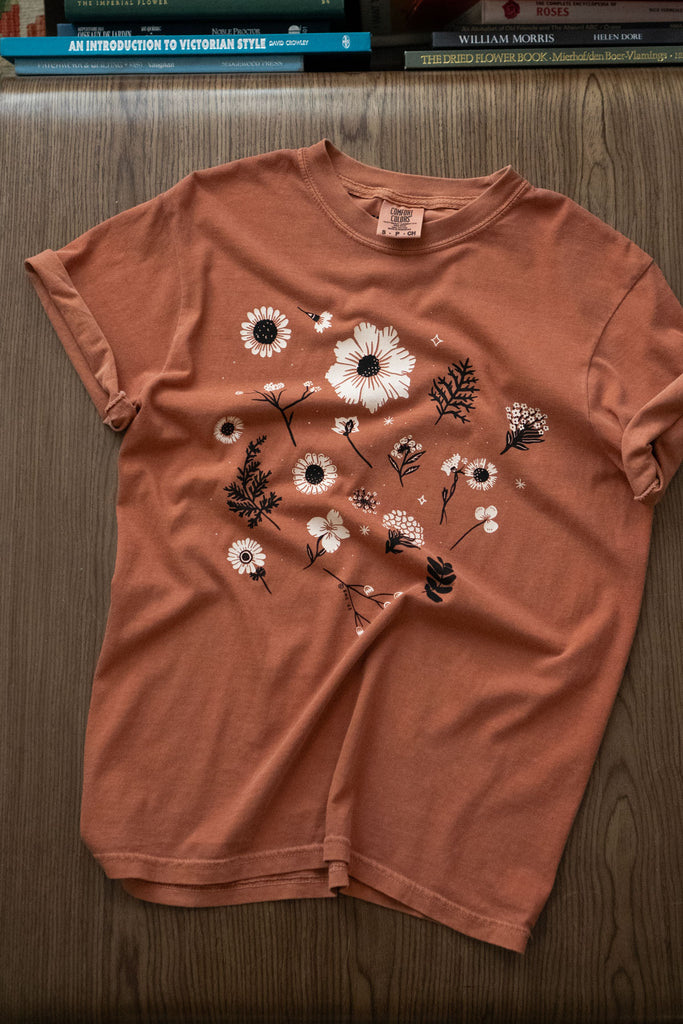 T-shirt Comfort Colors® 'Pressed Flowers'
