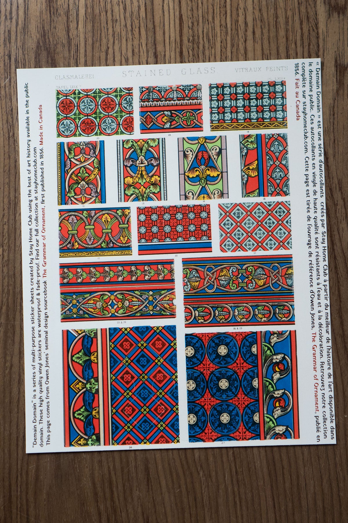 Grande Feuille D'Autocollants 'Stained Glass Ornament''