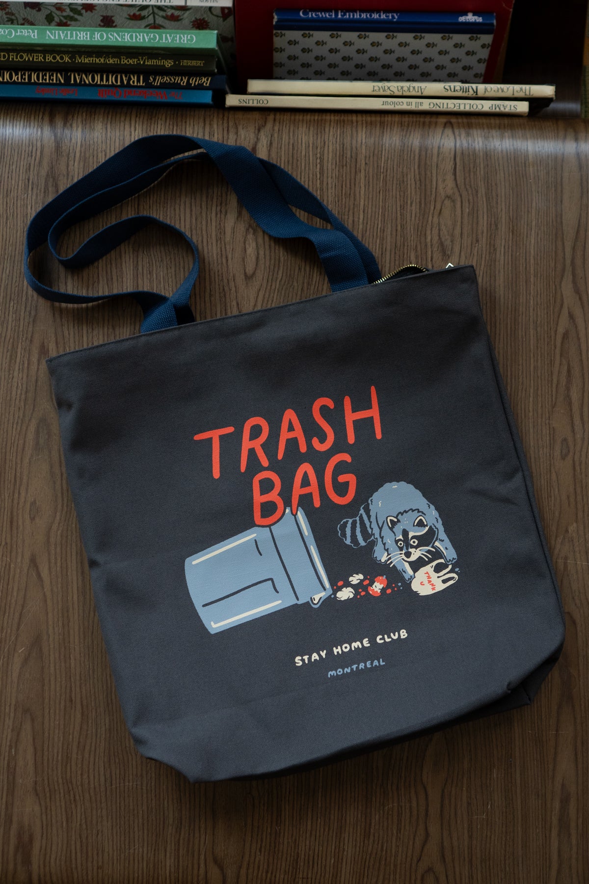 Trash Bag Big Zip Tote