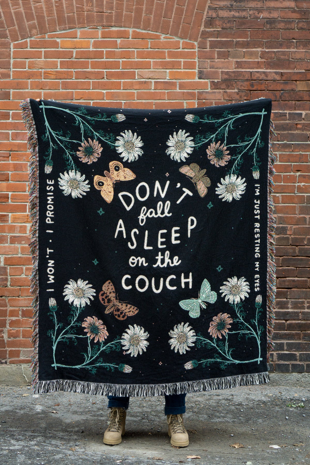 Jeté 'Resting my Eyes'