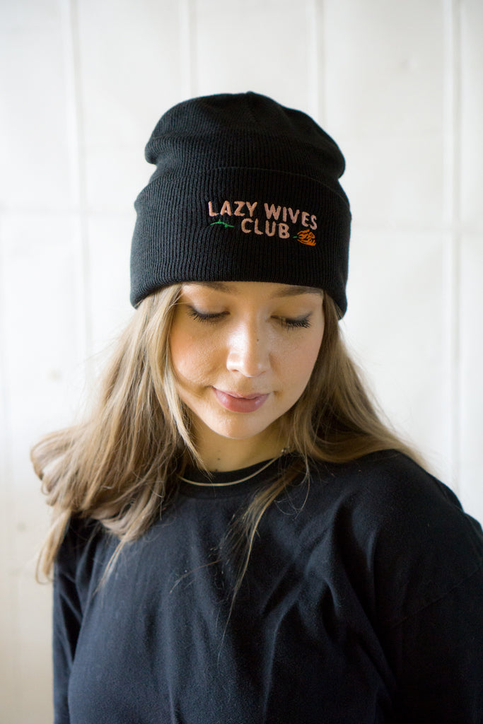 Tuque 'Lazy Wives Club'